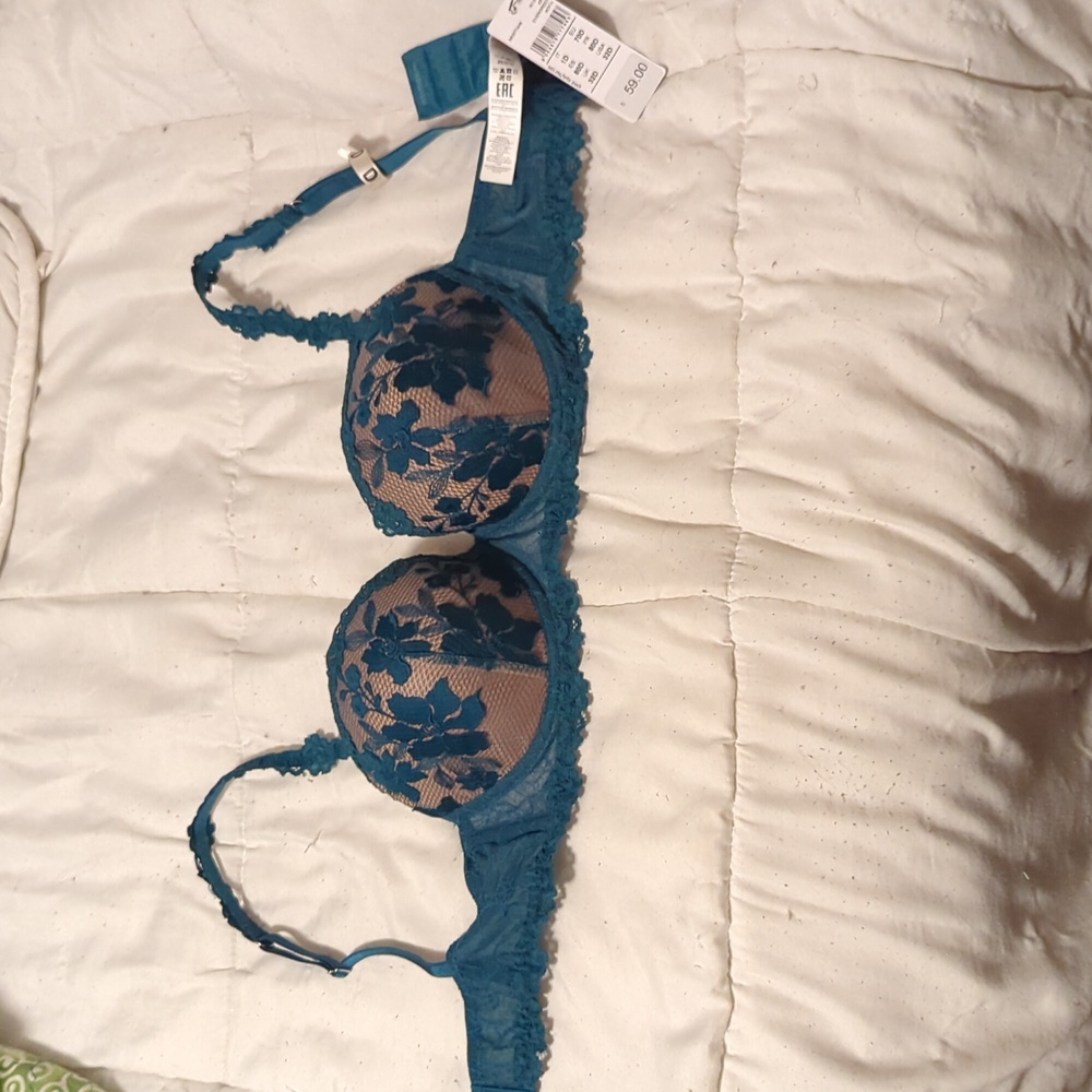 Intimissimi lace bra, 32D